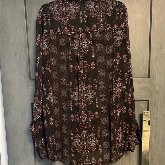 Maurice’s 2X Women’s Sheer Floral Button Up Blouse, #boho #floral, #sheer - Picture 5 of 5